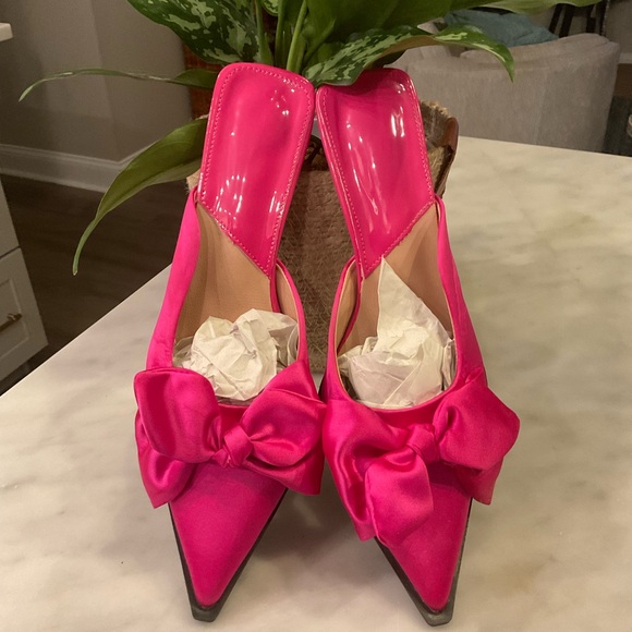 SHEIN Fuschia Satin Mule Size 9 - Picture 1 of 8